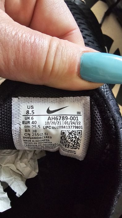 Nike Air Max 27C