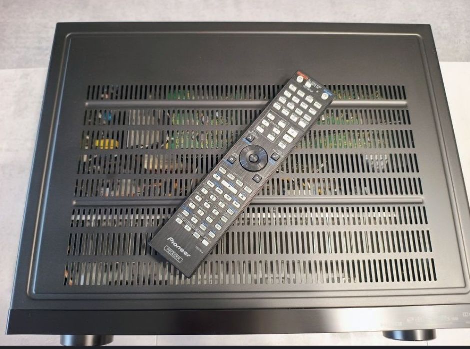 Amplituner Pioneer VSX-923K