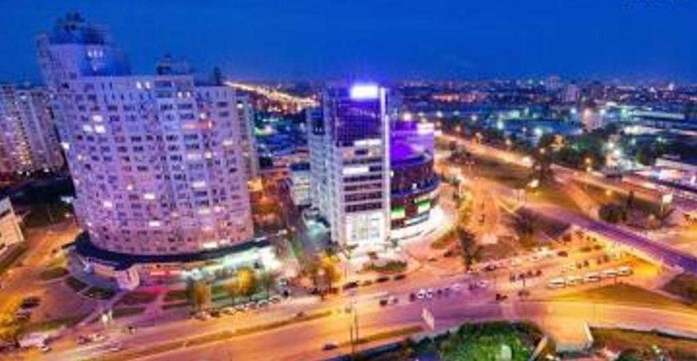 Магазин Киев 485квм метро Левобережная, Шептицкого 10 Супер Фасад