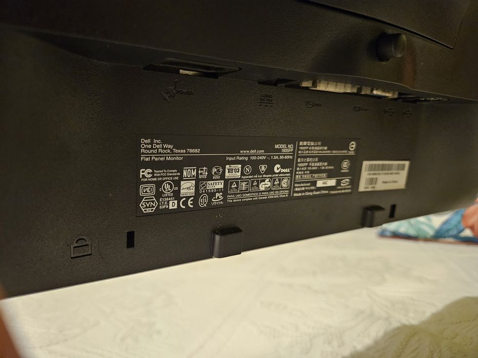 Monitor 19" Dell