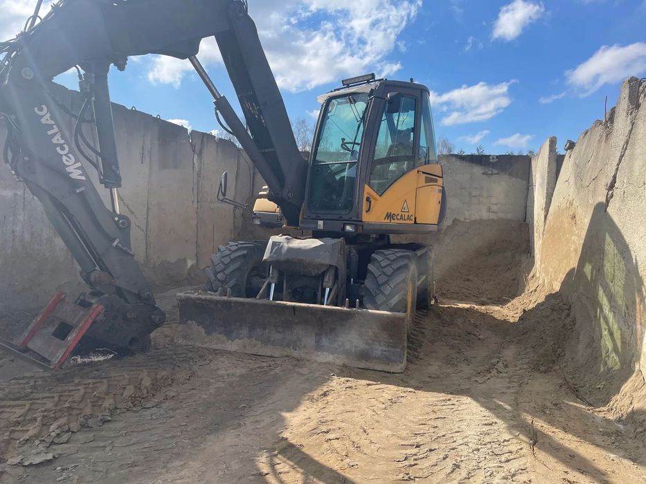 Mecalac 714 MW  stan dobry gotowa do pracy