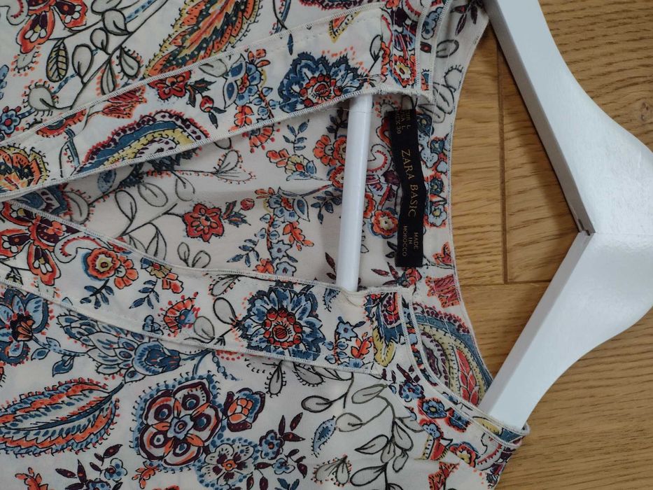 Bluzka w kwiaty Zara Basic, rozm. L, śliczna!