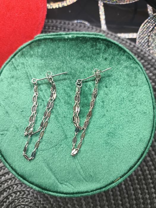 Біжутерія . Нова.