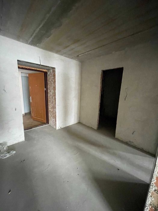 Продаж 1 км квартири на Крушельницькій в центрі у новому будинку