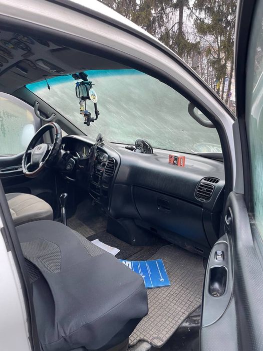 Hyundai  H 1 2.5 CRDI