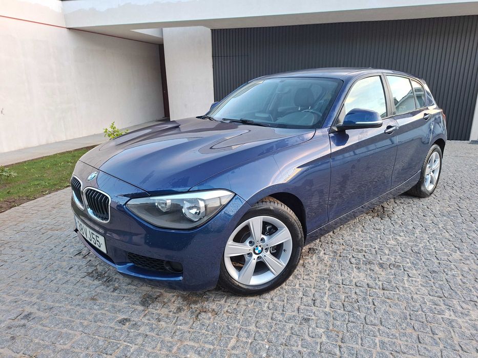 Bmw 116D com estofos em pele