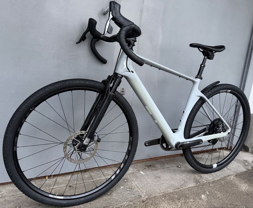 Карбоновий гравійний YT Szepter CORE 4, розмір М, Sram Force AXS