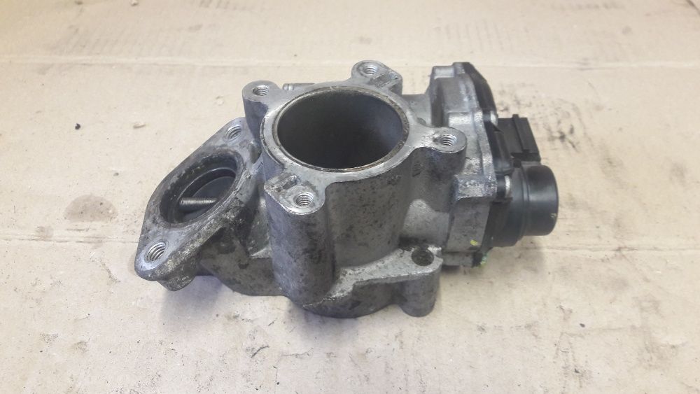 Клапан EGR єгр рено трафик евро 4 виваро колеос лагуна m9r 2.0 dCI