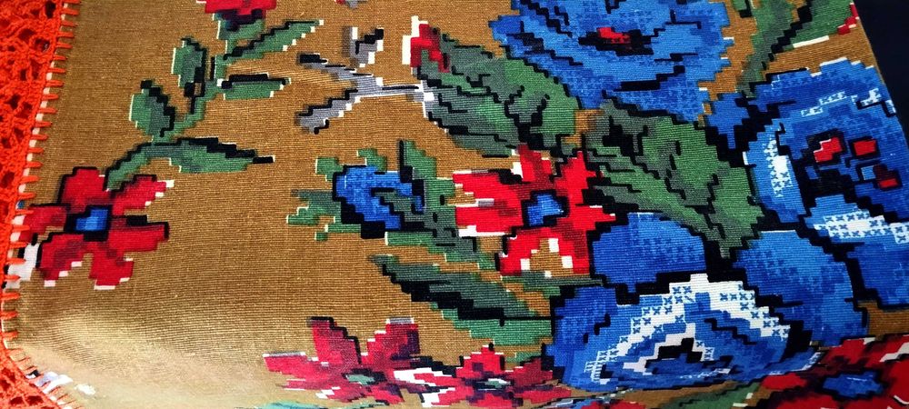 Toalha rústica pequena algodão com rosas acabamento com picot crochet