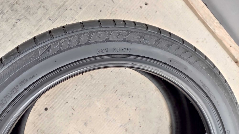 шини 235/45R18  99%. 23-24р. Pirelli