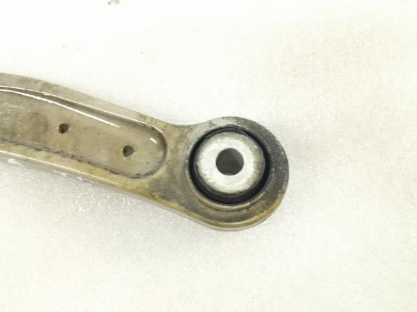 Braço de suspensão trás direito MERCEDES-BENZ Classe C (W204)