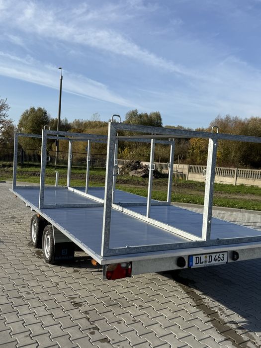 Przyczepa do przewozu toalet kabin wc solidna