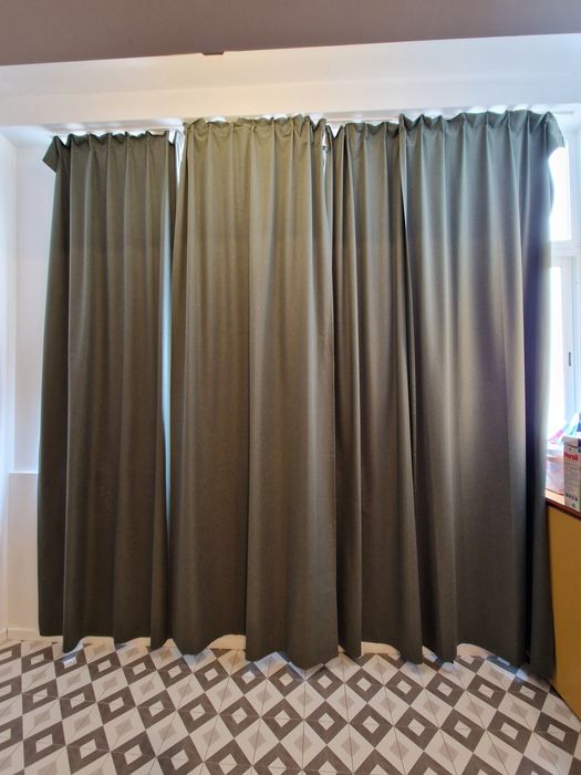 2x Green Sunblocking Curtains | 145cm x 300cm | As New