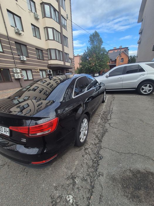 Audi A4b9 2.0d 2016