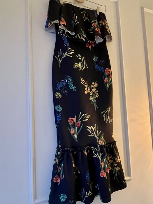 Obcisła sukienka Asos na wesele, imprezę