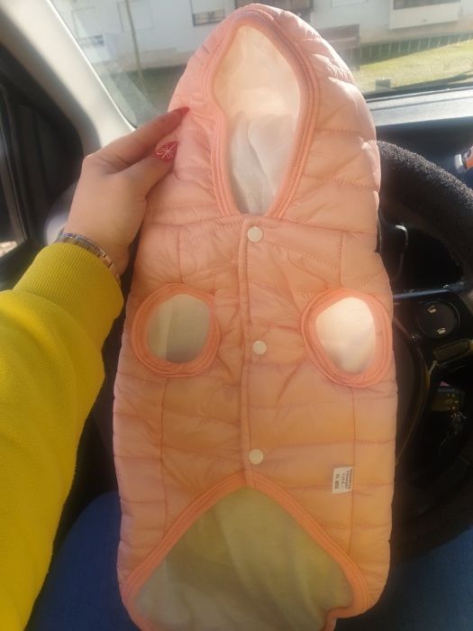 Roupa para cão pequeno
