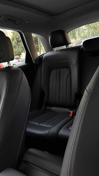 Продам салон Ауді Q5 2022