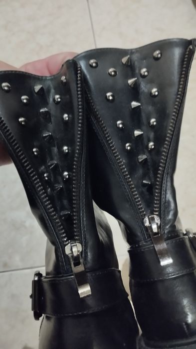 Botas pretas estilo gótico NOVAS