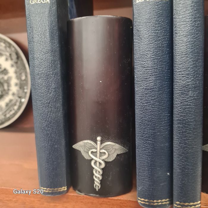 Seguradores de livros