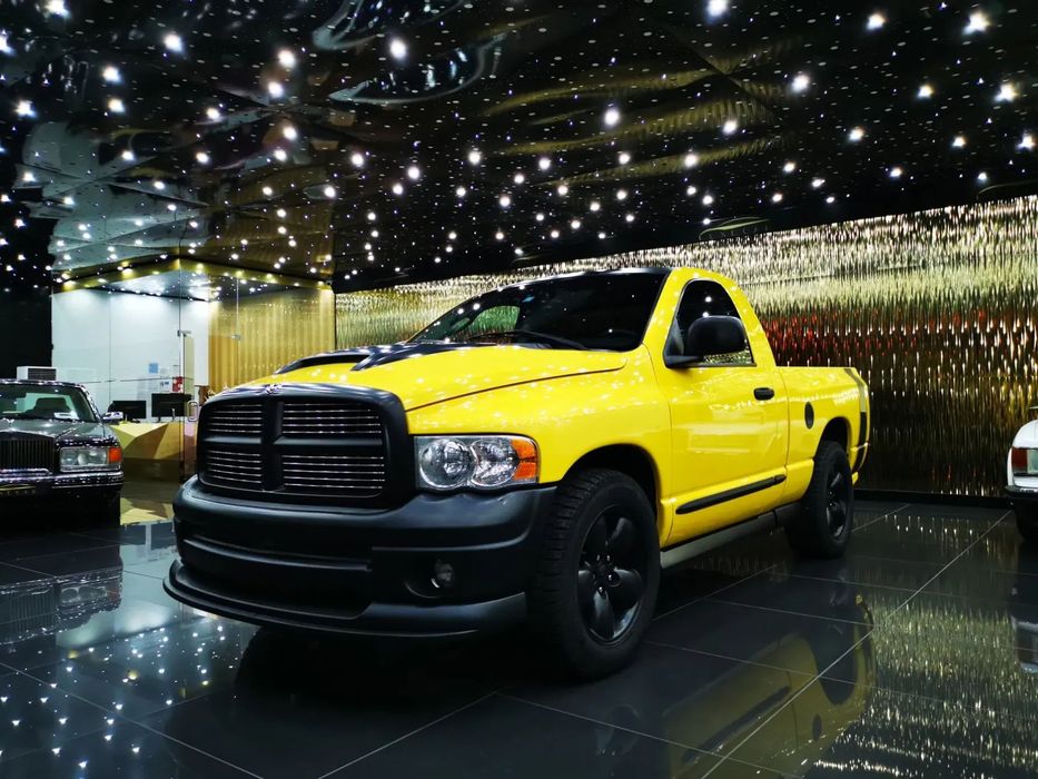 Dodge RAM 5.7 Hemi V8 Versão Rumble Bee