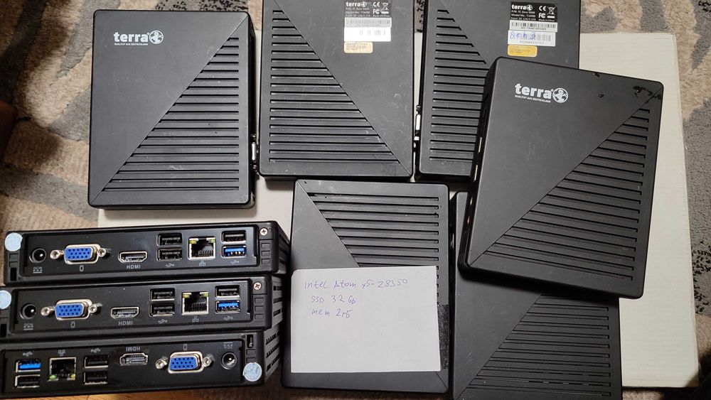 Міні комп'ютер: тонкий клієнт Terra ThinClient Zero 5000 (модель Ti3490) виробника Wortmann AG.