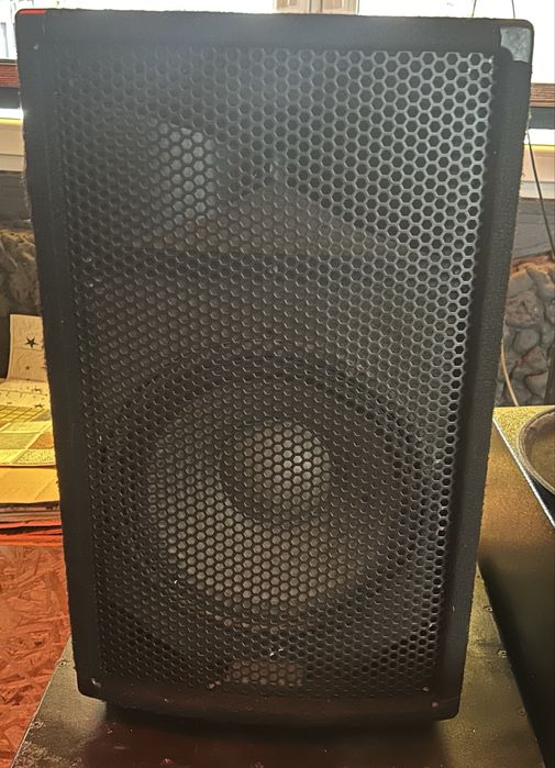 комплект микшера и колонок