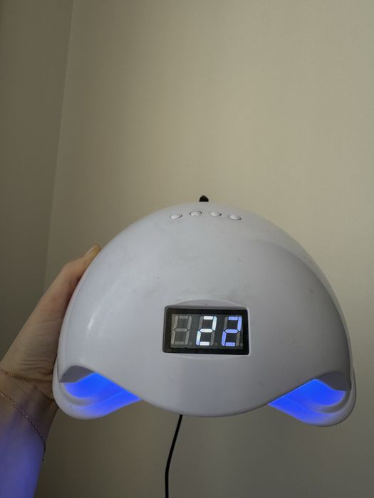 Лампа дл манікюру