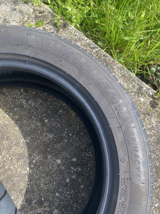 Pneus michelin  205/55/r17