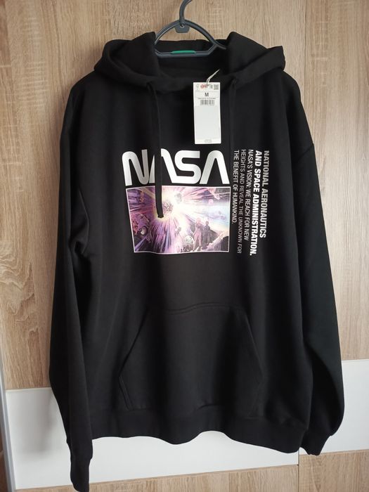Nowa bluza z metką