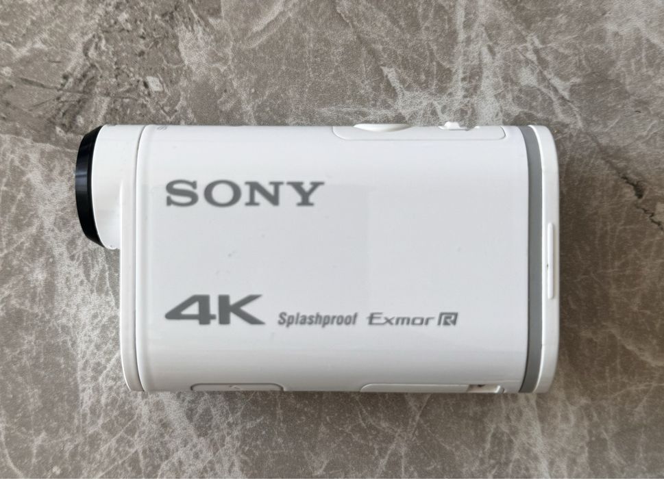 Sony FDR-X1000V ………