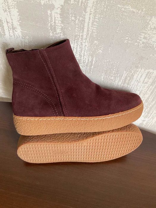 Черевики жіночі Clarks, Gabor, Helvesko