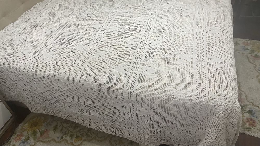 Colcha de renda branca
