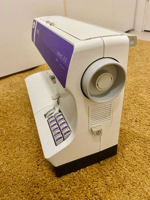 Швейна машина Pfaff  Select 4.0