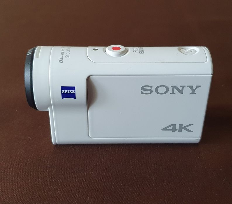 Экшен камера SONY FDR-X3000R
