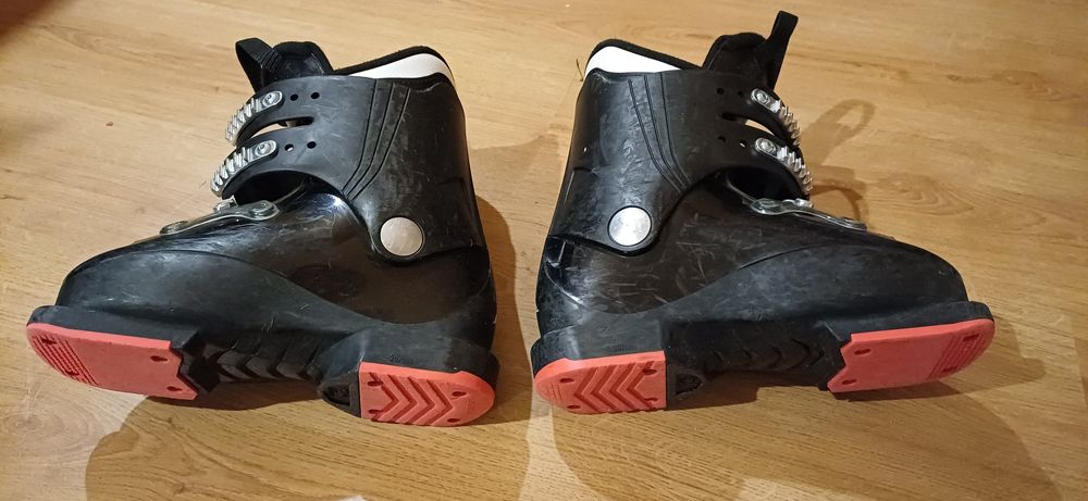 Buty narciarskie dziecięce 22 22.5 Atomic