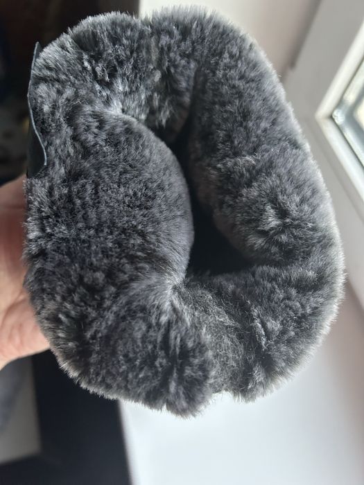 Чоботи зимові шкіряні на хутрі ,36 р.