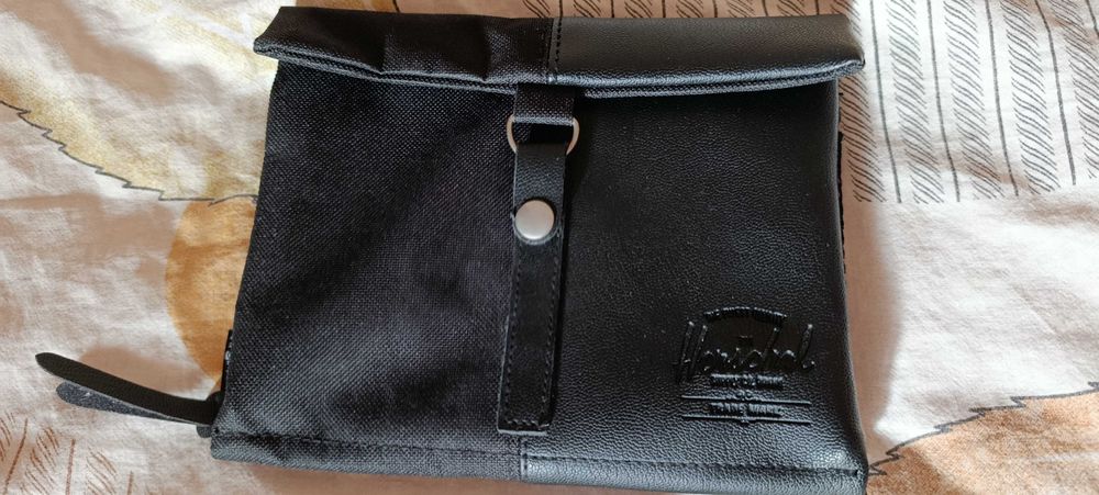 Herschel сумка мессенджер холдер  для документов