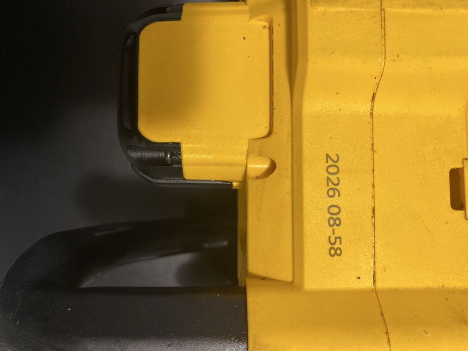 Piła łańcuchowa 30cm, 18V XR DeWalt DCMCS565N