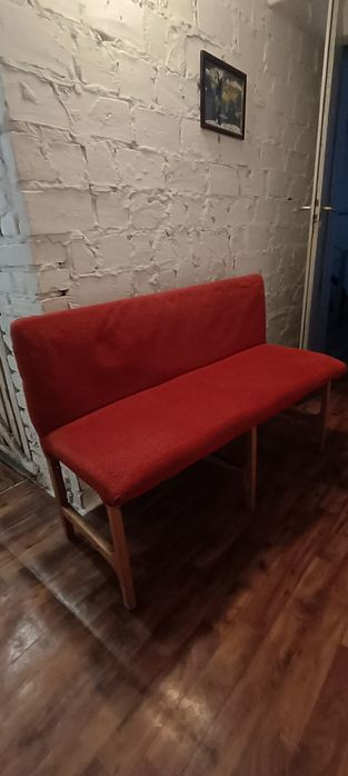 Ławka trzyosobowa na balkon.