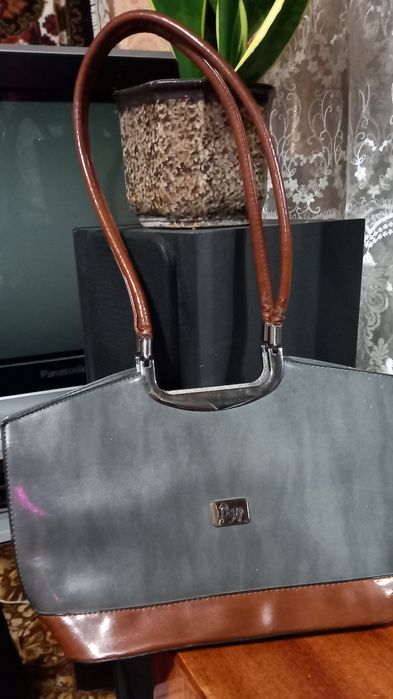 Продам сумку женскую