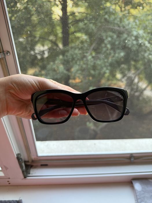 Жіночі сонцезахисні окуляри Max&Co