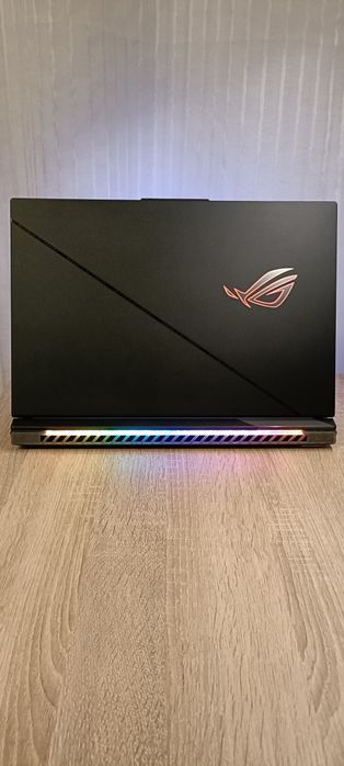 ASUS ROG Strix SCAR 18 i9-14900HX | RTX 4080 | 32GB | 2TB
Vendo ASU