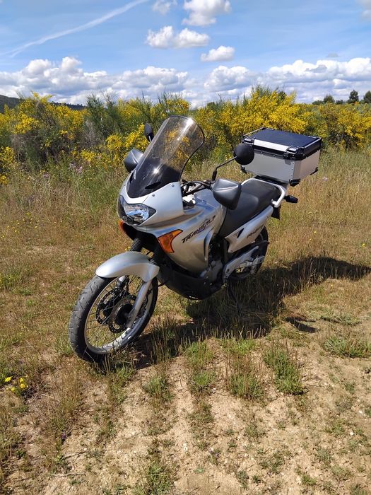 Honda transalp 650, 15000km reais