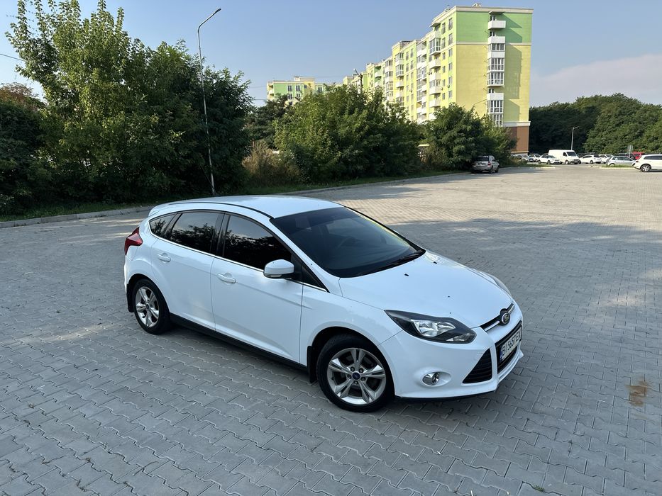 Форд-Фокус 1.0 бензин