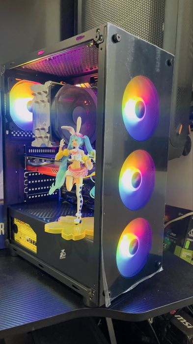 Игровой пк/PC/ i7 7700K/ RTX 2060 / 24 RAM / SSD+ HDD!