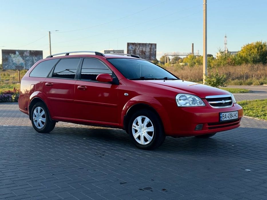 Продам Chevrolet Lacetti в кузові Універсал