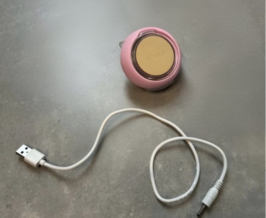 Foreo Ufo urządzenie soniczne przyspieszające działanie maseczki