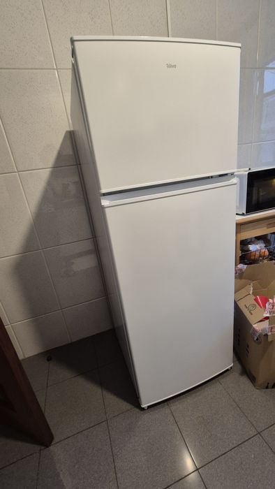 Frigorífico com congelador como NOVO