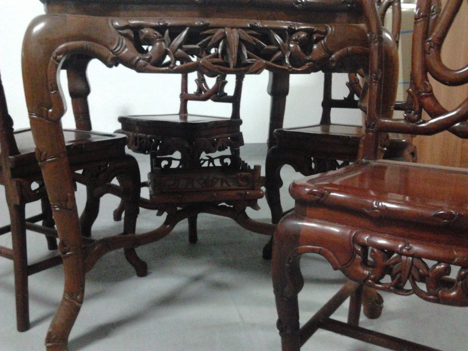 mobiliario antigo em madeira maçiça de pau rosa