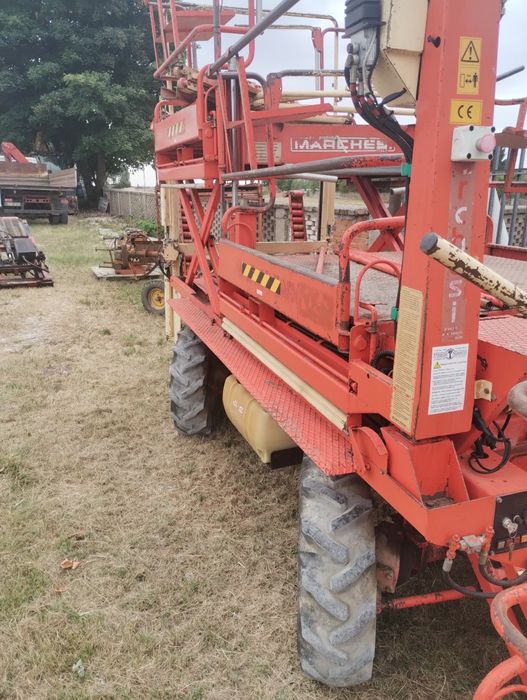 Platforma sadownicza samojezdna